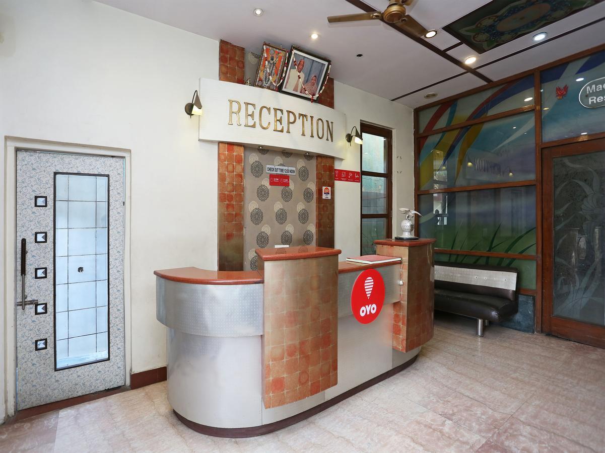 Sheel Gopal Vision Hotel Mathura Exterior photo